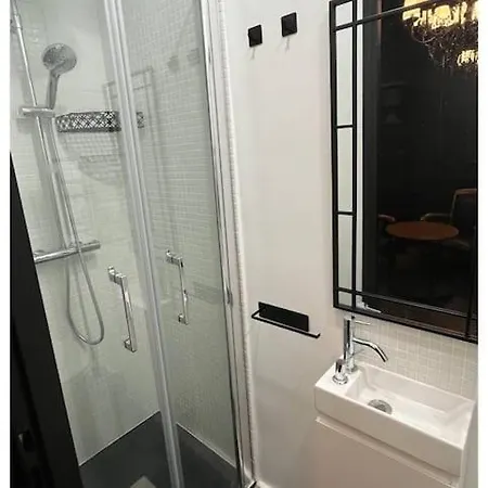 Signature Zone Pietonne Apartman *
